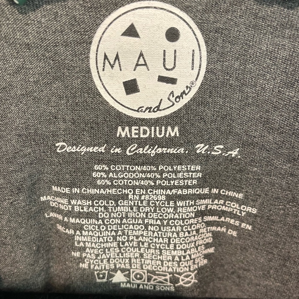NWOT Maui & Sons Surf Skate Shirt Hoodie Size M UNISEX - Picture 3 of 7